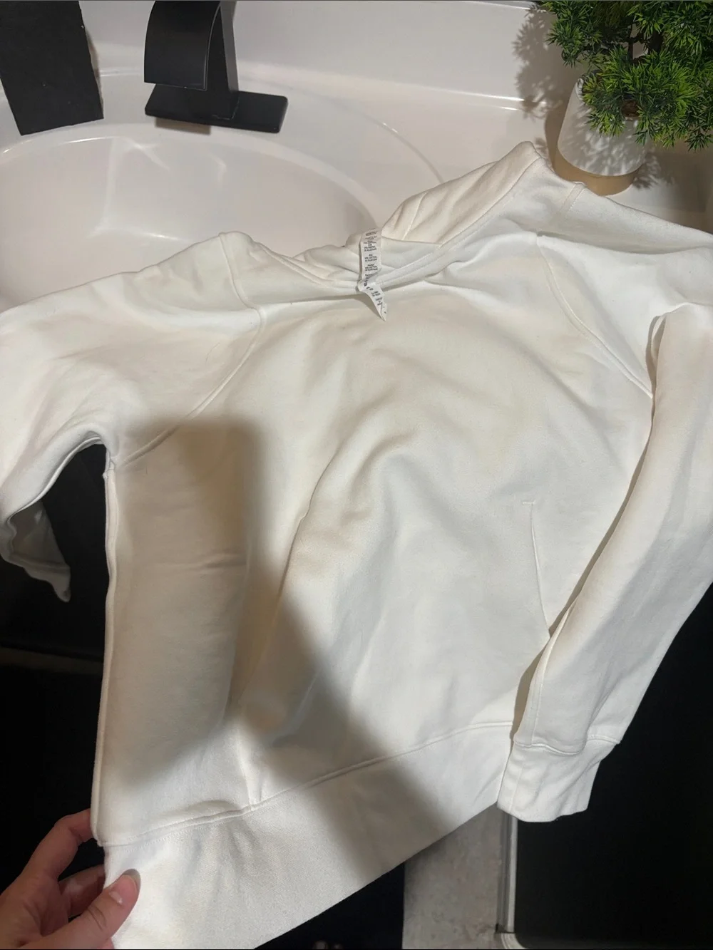 Women's lululemon white Pullover Sweatshirt